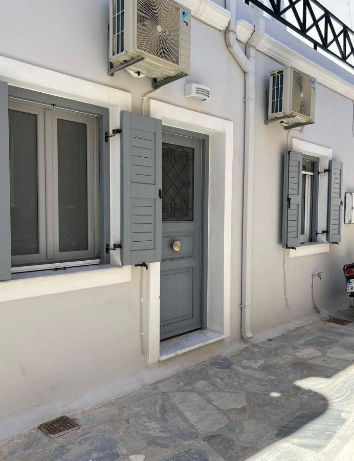 Thania'S House ,4 Minutes From The Center Of Hermoulis แอร์มูโปลี ภายนอก รูปภาพ