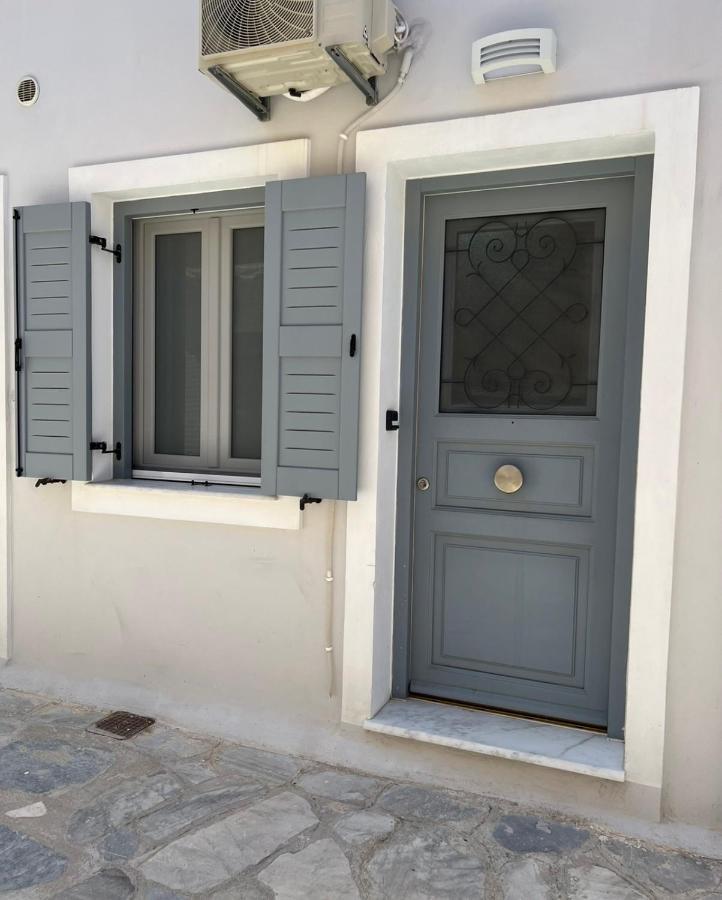Thania'S House ,4 Minutes From The Center Of Hermoulis แอร์มูโปลี ภายนอก รูปภาพ
